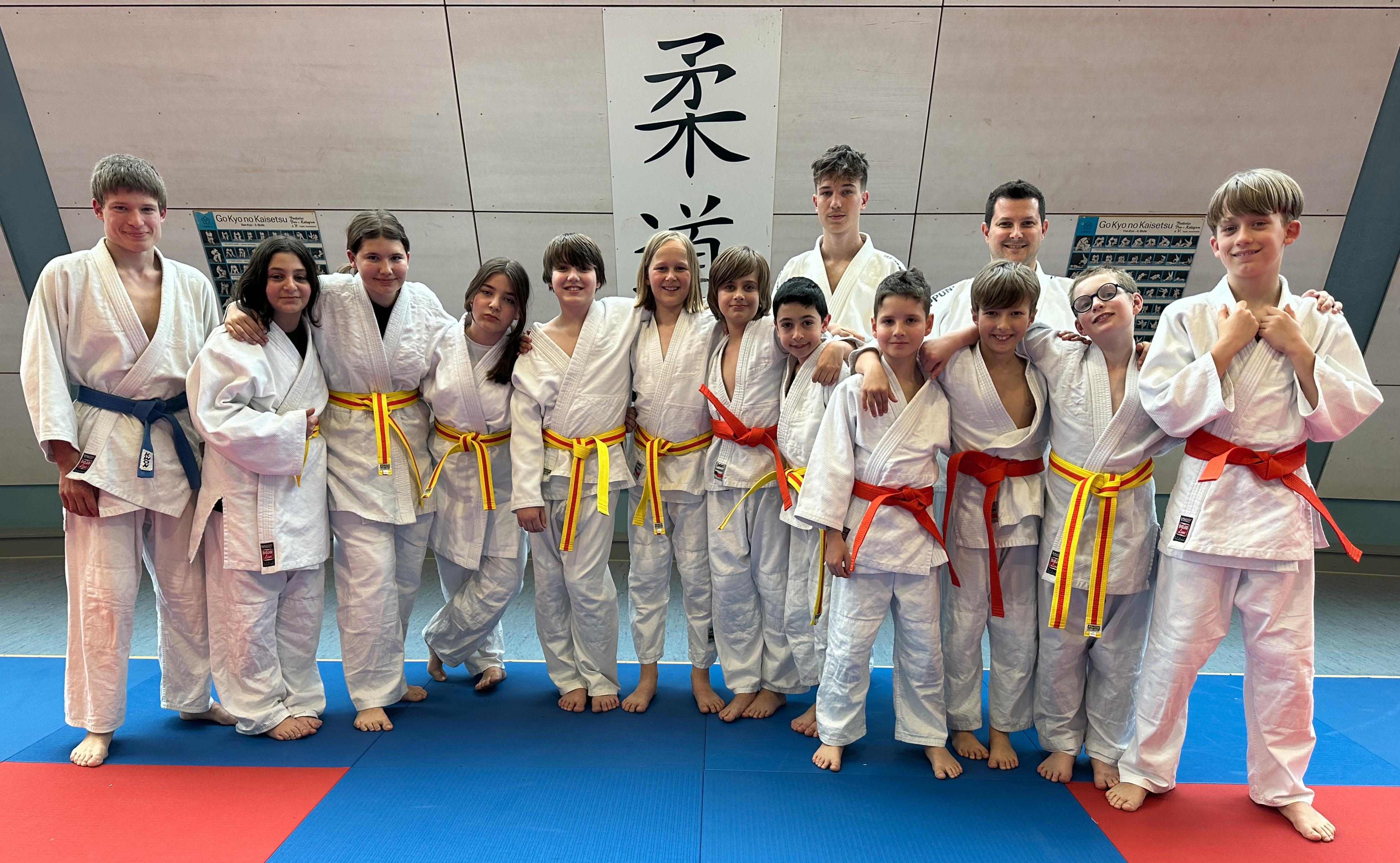 Erfolgreiche Judo-Prüflinge