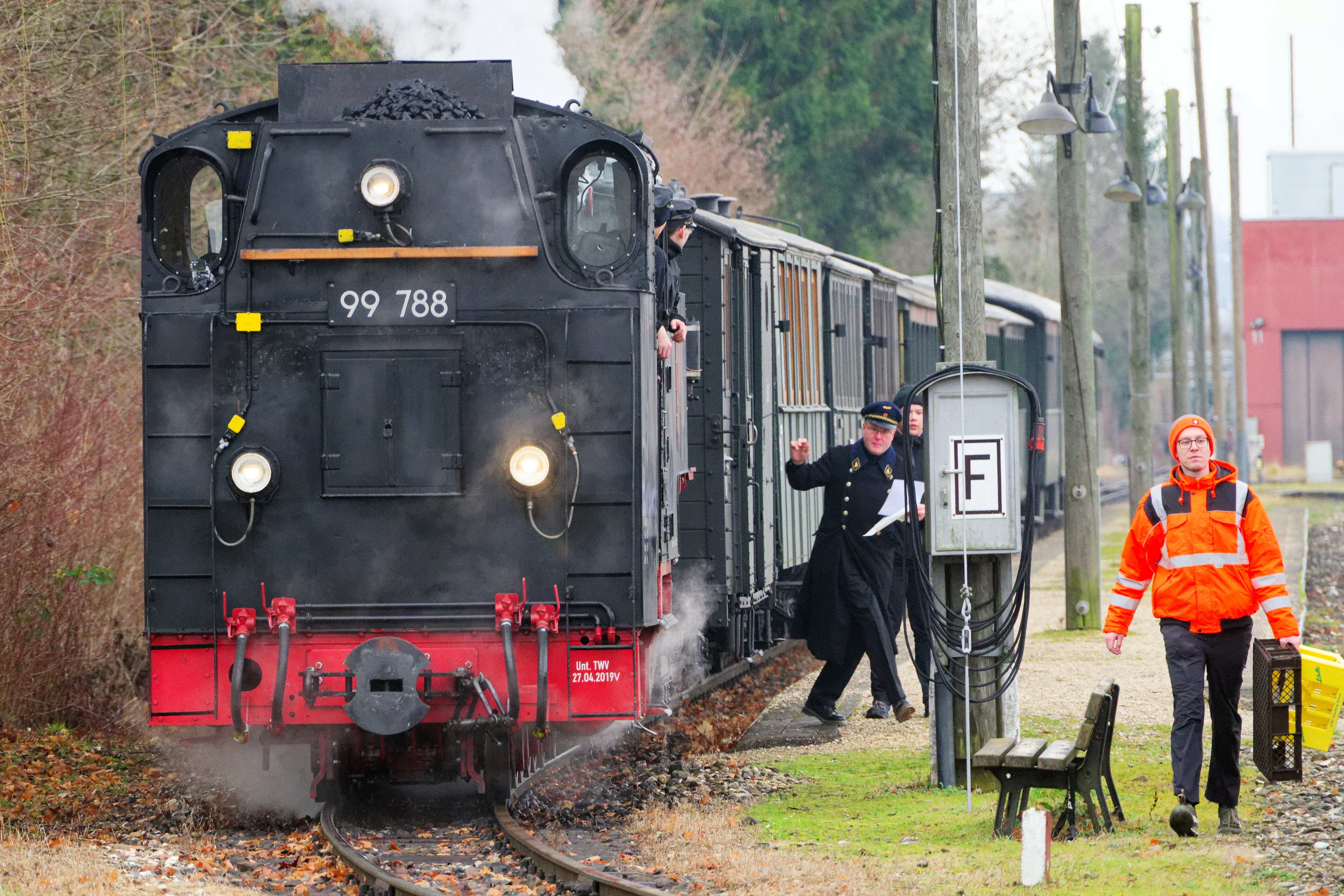 Ankunft und Einsteigen ins "Öchsle"