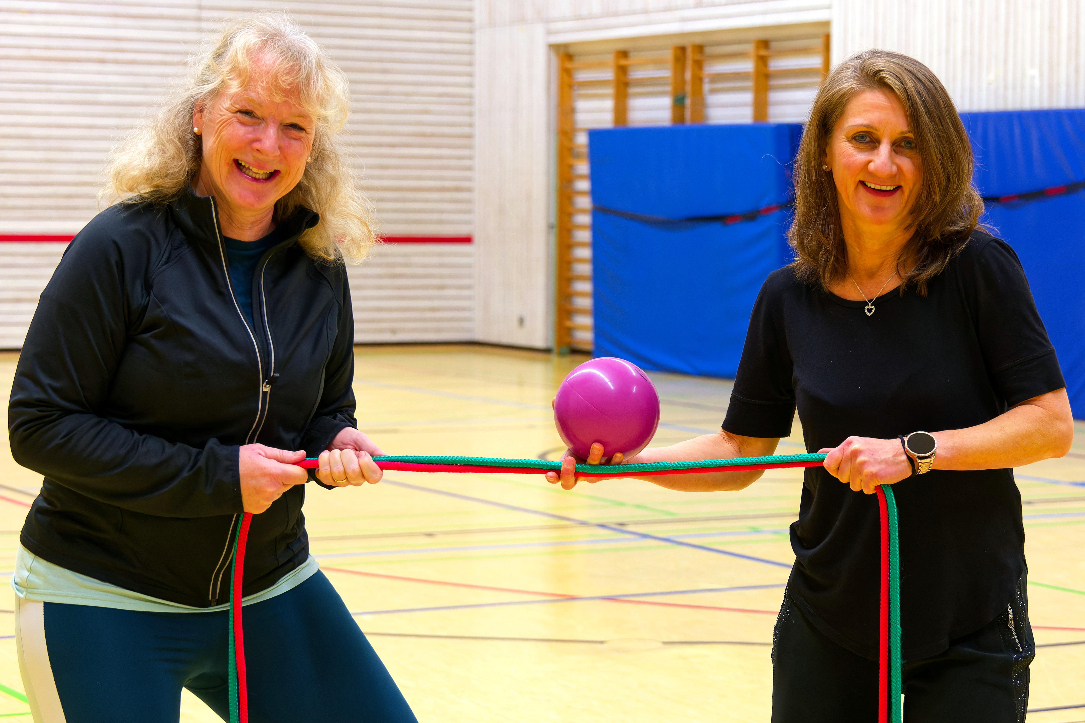Wechsel Übuingsleiter - Sonja Schweyer (links) und Sabine Rößler
